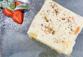 Pfirsich-Schmand-Kuchen @ OHM.EINS